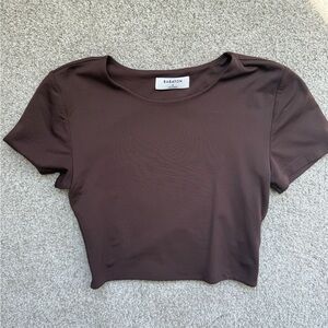 Aritzia BABATON Contour Crew Cropped T-shirt